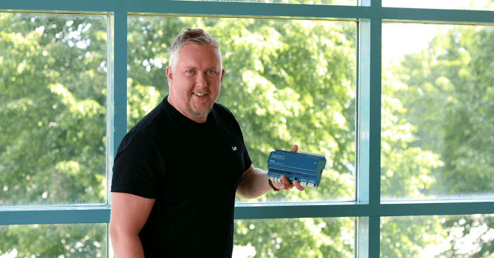 https://slussen.azureedge.net/image/4315/anders_f_nyanstalld_saljare_2606.jpg